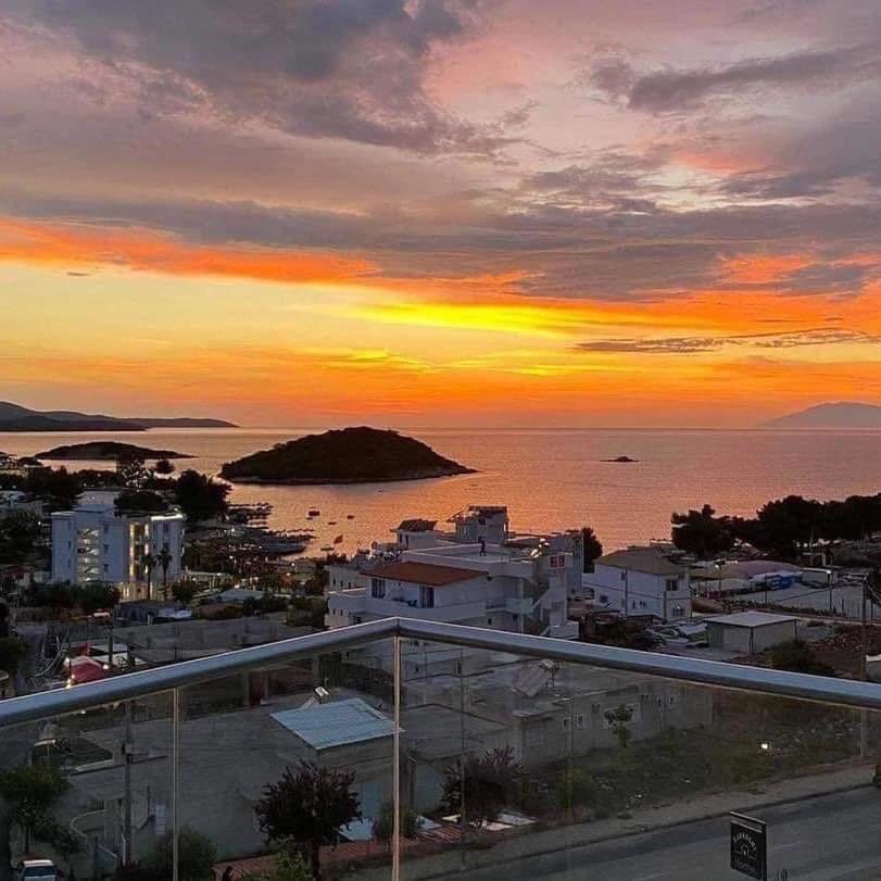 La Luna Hotel Ksamil Bagian luar foto