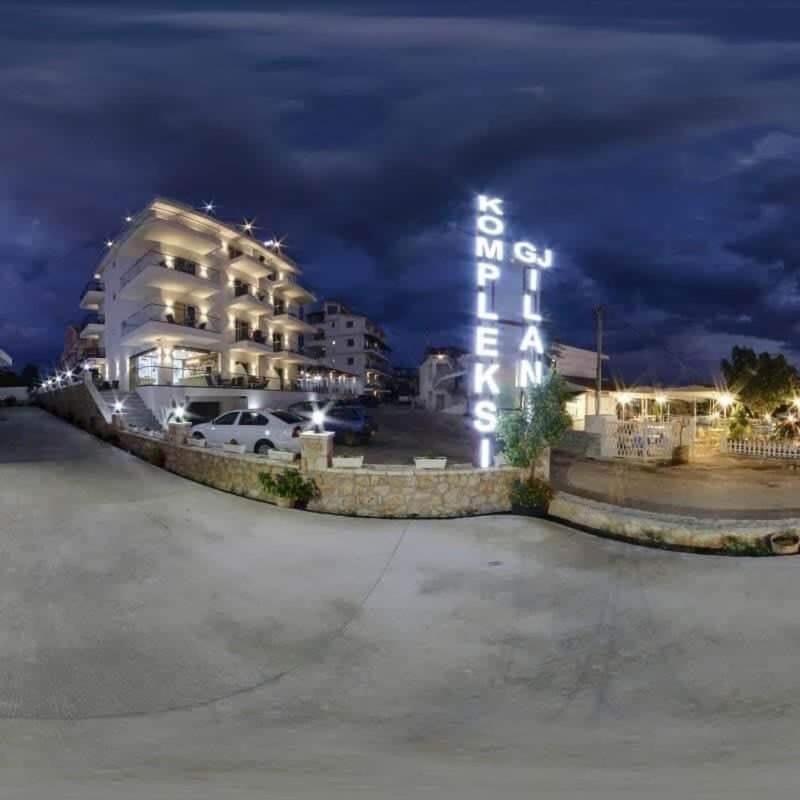 La Luna Hotel Ksamil Bagian luar foto